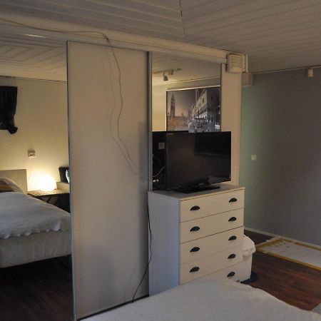 Room In Villa Emilia Espoo Extérieur photo